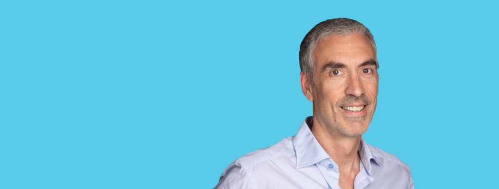 Roberto Fernandez Headshot